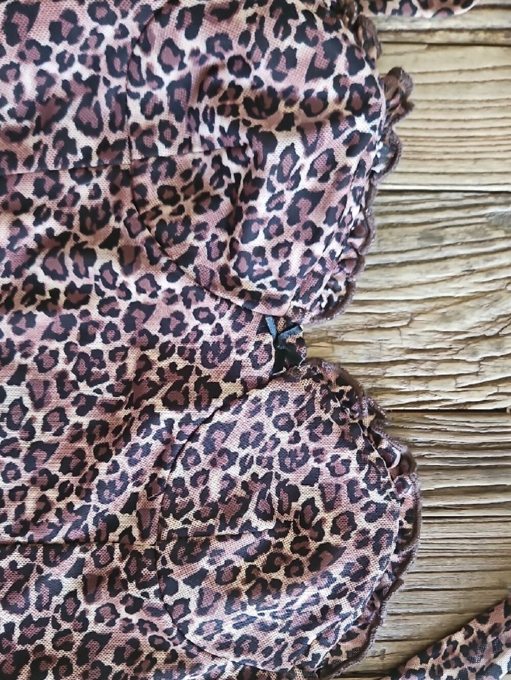 Leopard Print Ruffle Bottom Halter Mini Dress Size Small - Picture 6 of 13